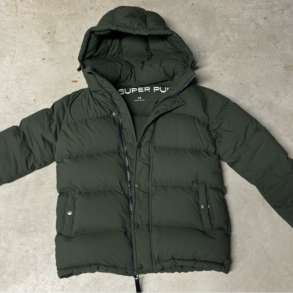 Aritzia Super Puff
